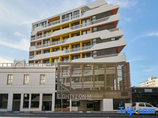 EIGHTY2onM 603 One bedroom