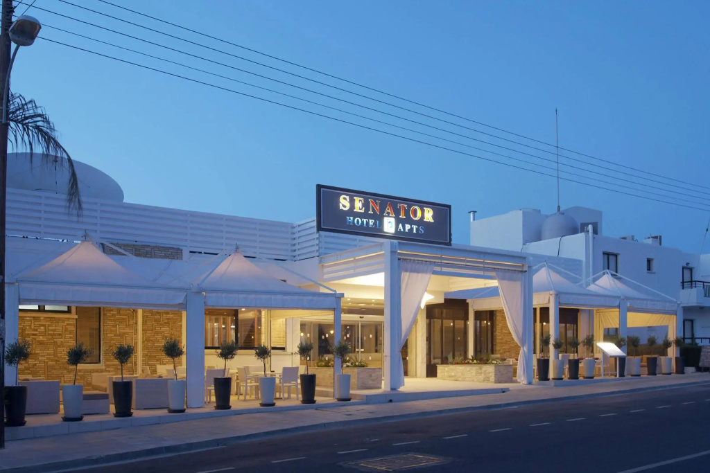 Senator Hotel Apartments - Adults Only