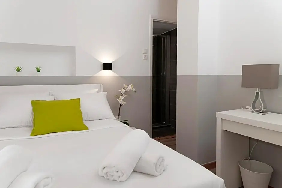 Economy room