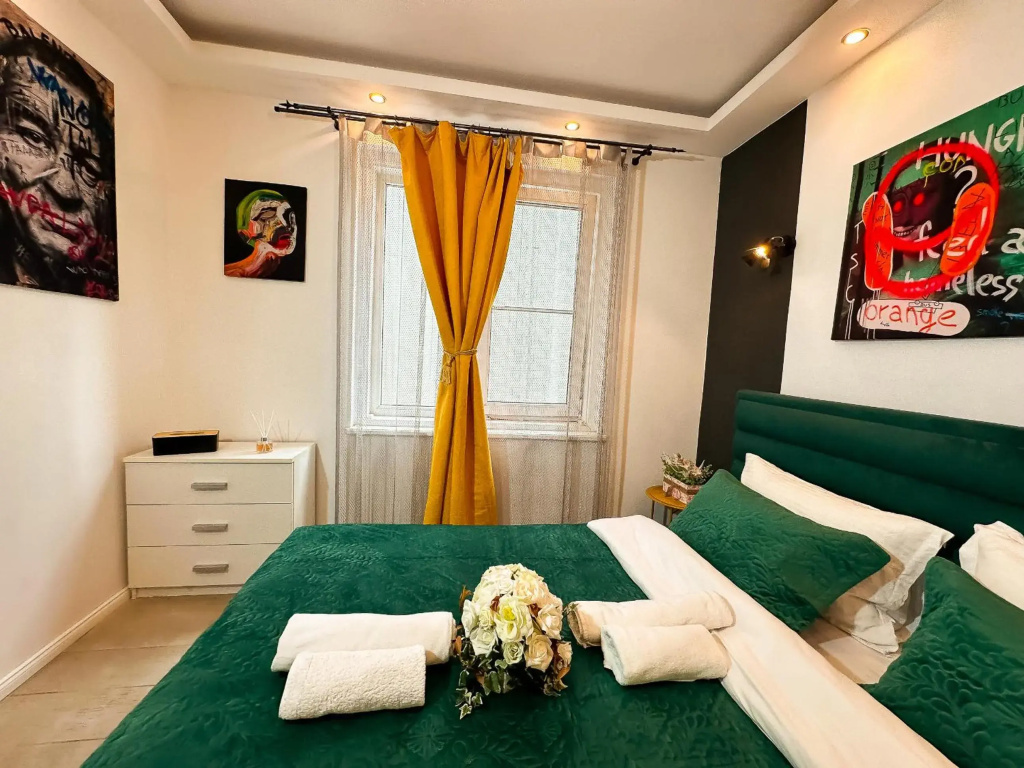 Anna Lux Apartment