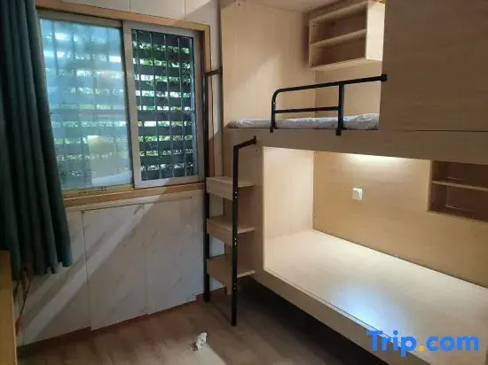 Bed in Dorm (male dorm)