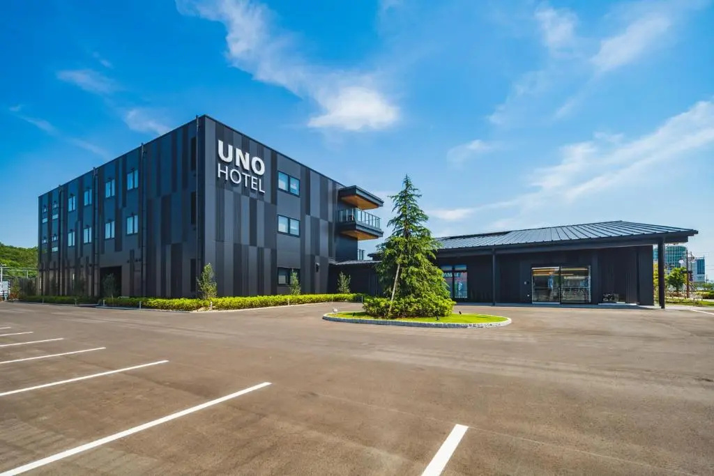 Uno Hotel