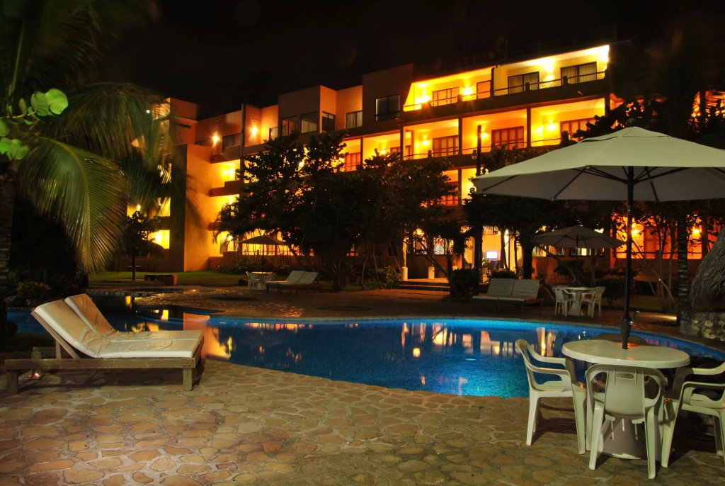 Hotel photo 12