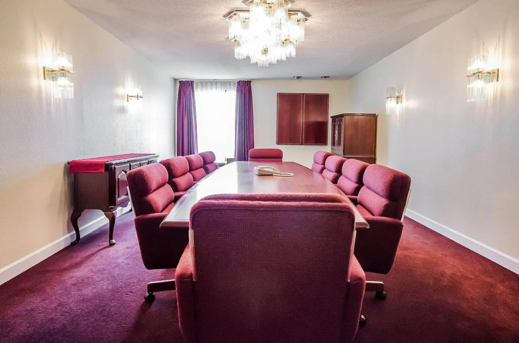 Clarion Inn & Suites Evansville Eastland Area - Général