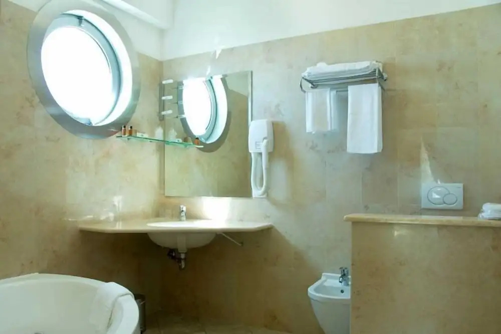 Roses Hotel - Chambres