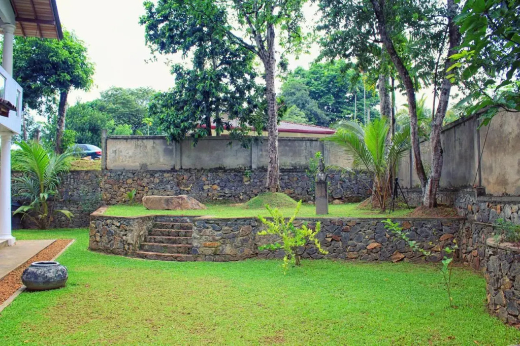Volunteer Ceylon