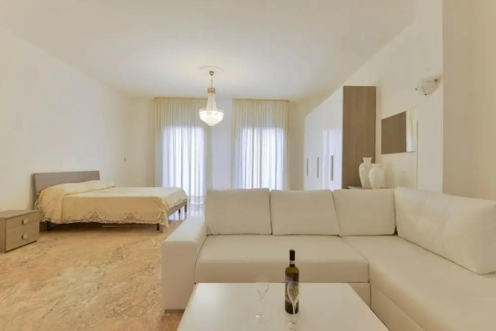 Suite with balcony