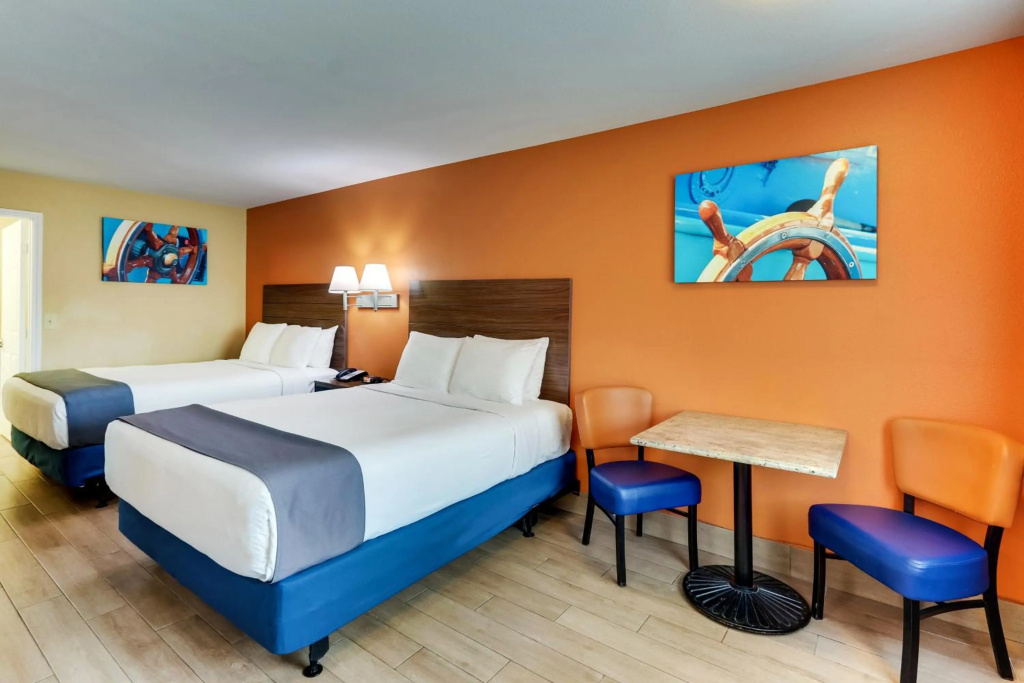 Captain's Quarters Inn — 5
