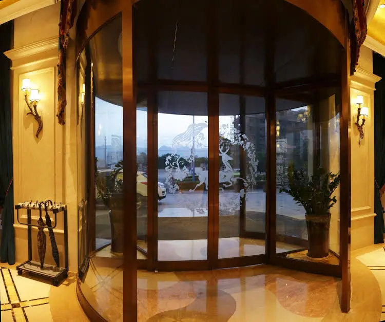 Balcony & Terrace