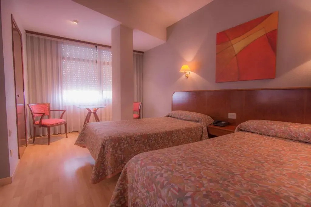 Hotel Unzaga Plaza - Chambres