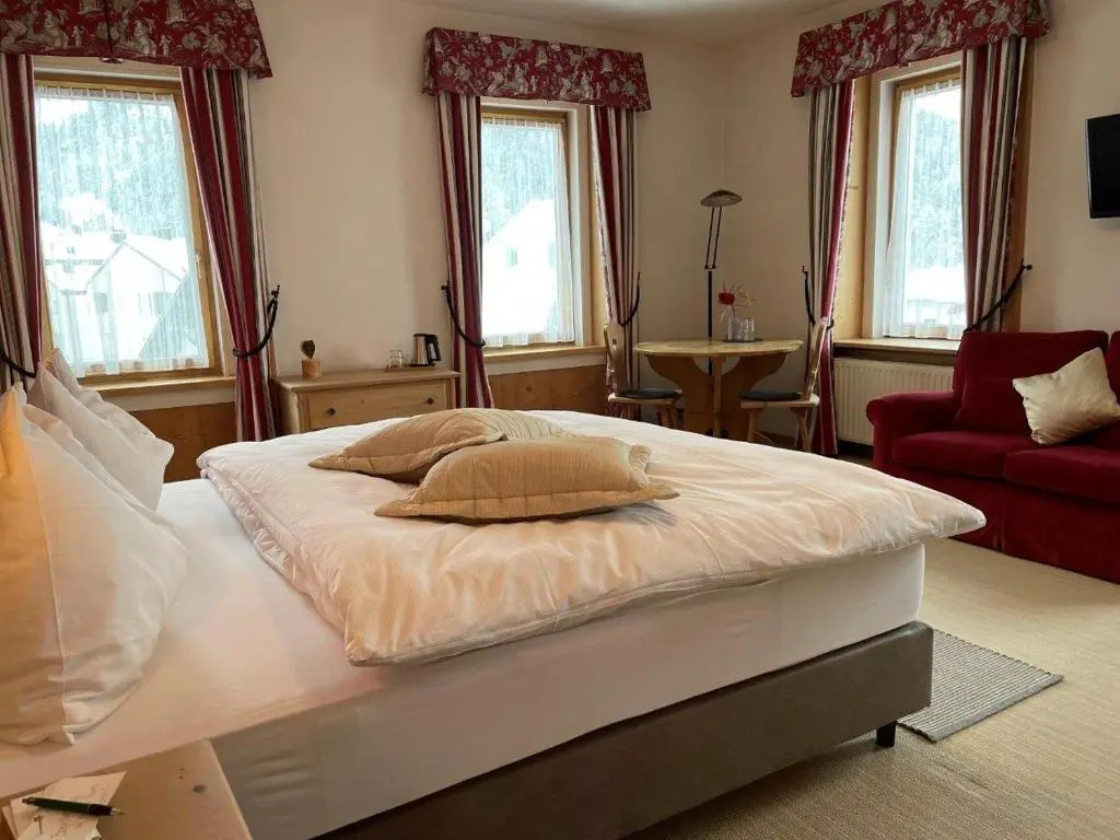 Superior Double room (full double bed)
