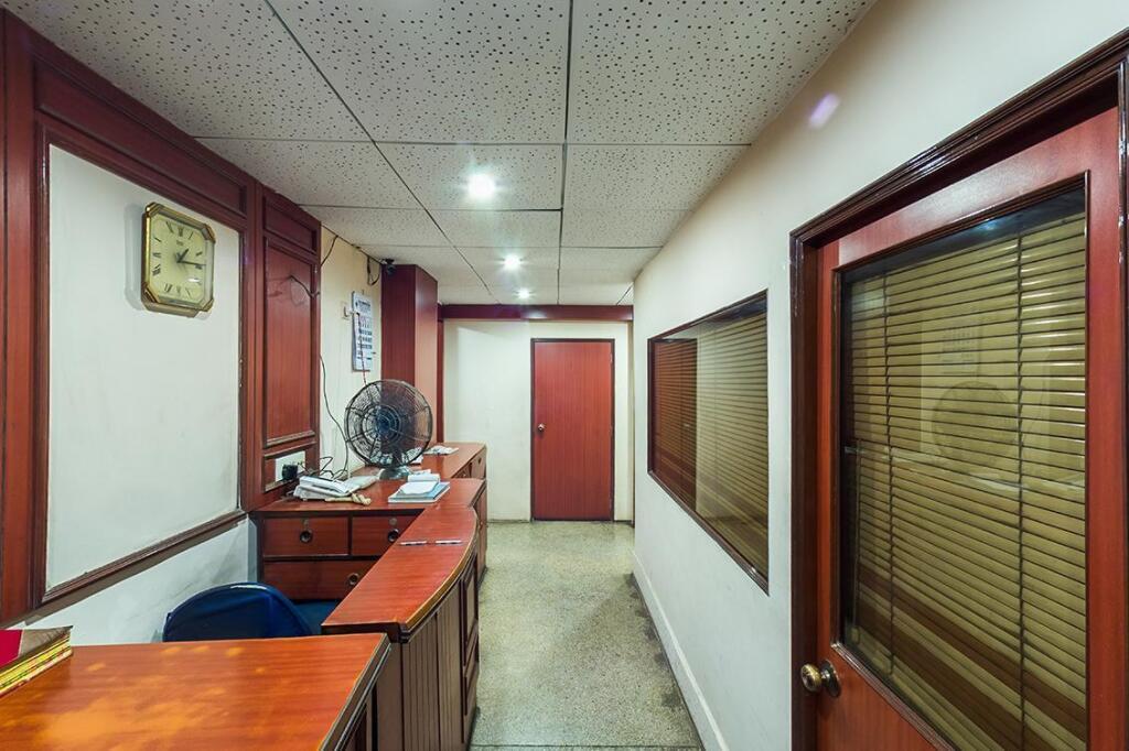 Continental Guest House by null