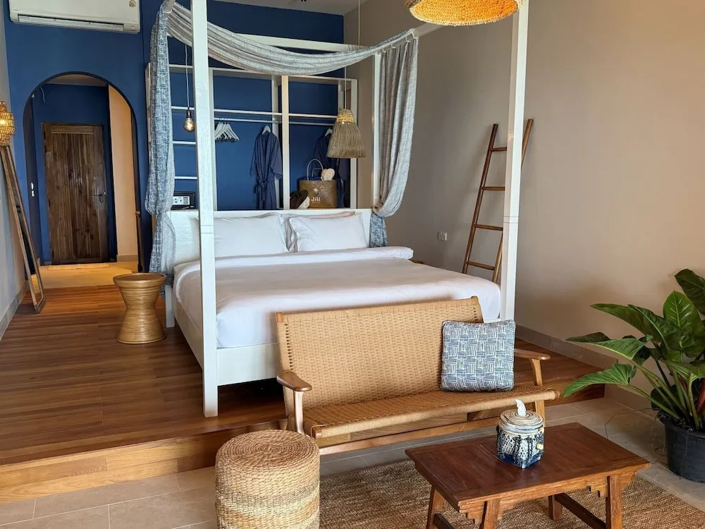 Deluxe room beachfront