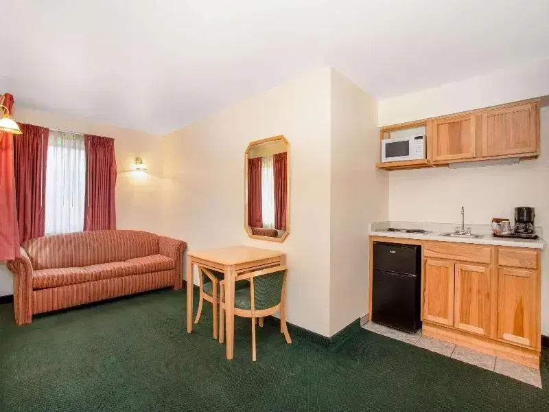 2 Bedrooms Suite