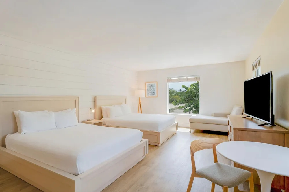 Deluxe Quadruple room