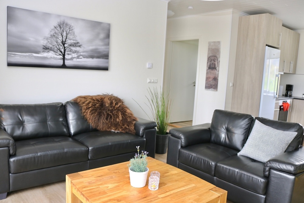 Miðhraun - Lava Resort — 2