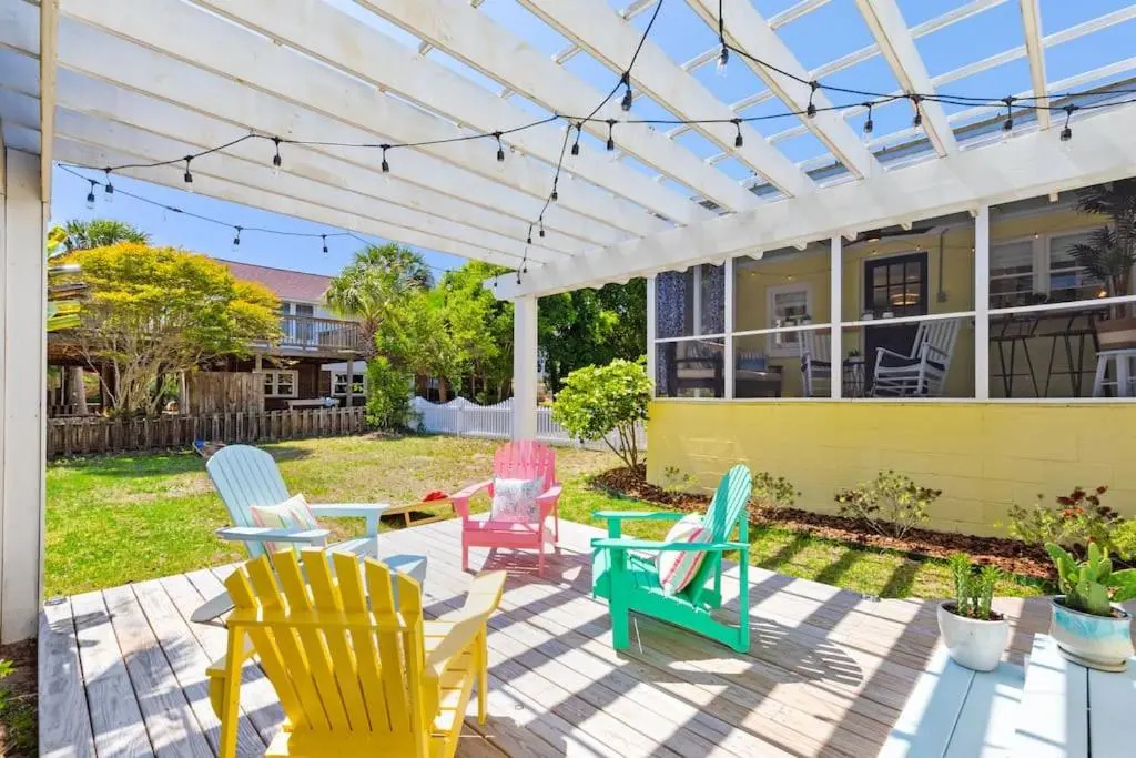 817 E Ashely Ave Pleasant Breeze