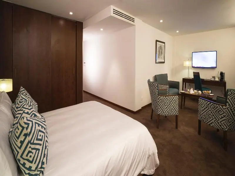 Fiesta Residences Boutique Hotel and Serviced Apartments - Chambres