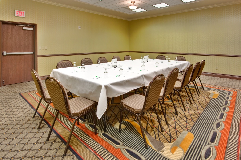 Holiday Inn & Suites Bakersfield by IHG - Général