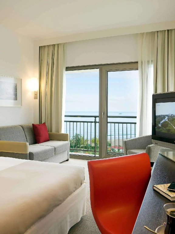 Superior Double room with sea view (full double bed)
