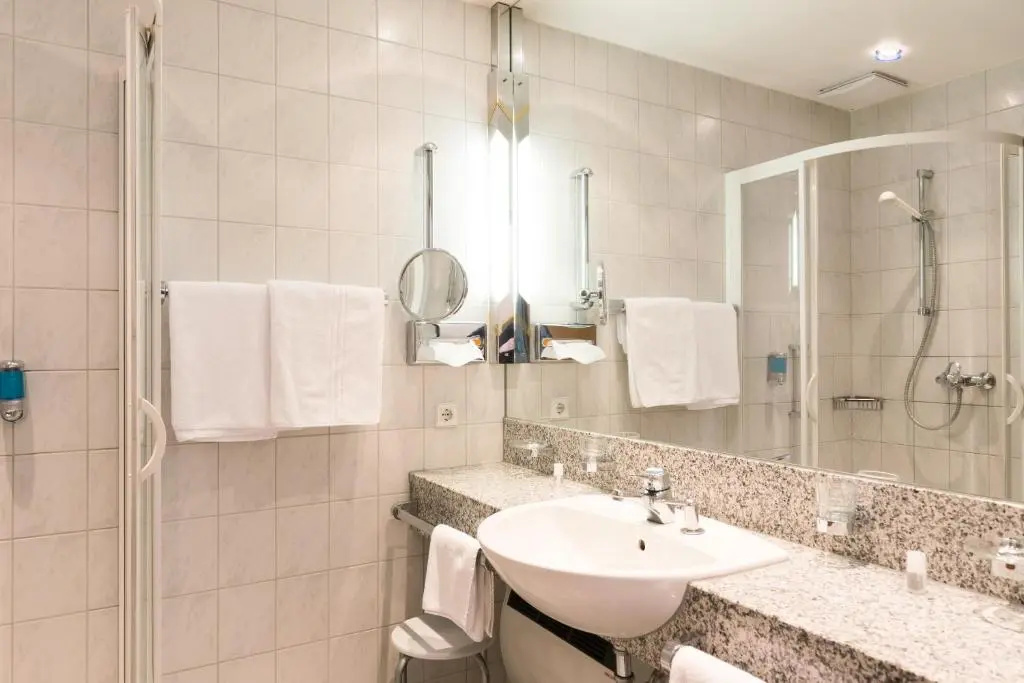 Ringhotel Loew's Merkur - Chambres