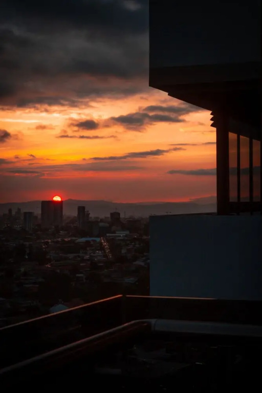 The Train Suites Curridabat - фото 42