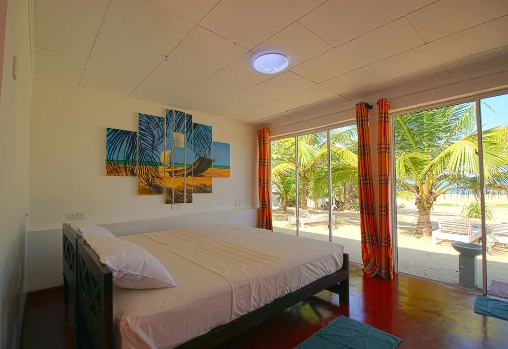 標準雙人海景房，配有雙人床