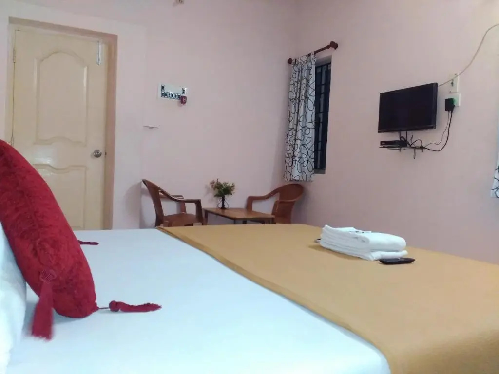 Superior Double room (full double bed)
