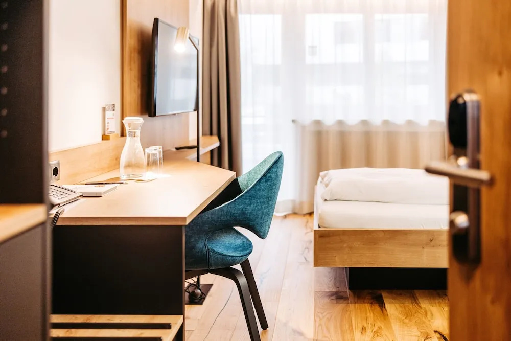 Sonne_1806 - Hotel am Campus Dornbirn - Chambres