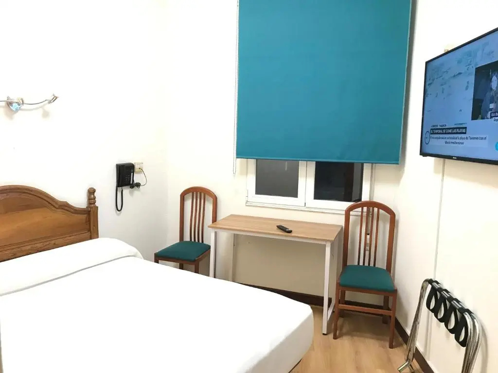 Economy room