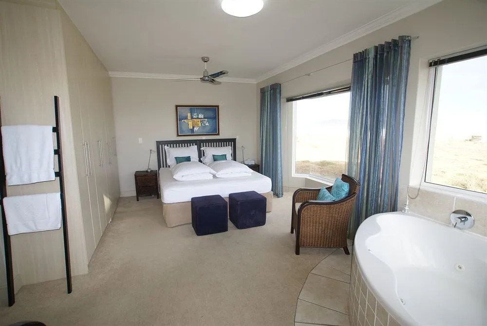 At The Rocks - фото 3