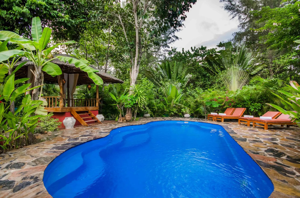 Koh Jum Beach Villas - Chambres