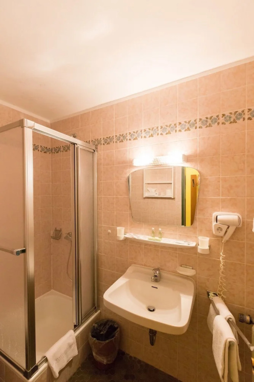 Comfort Double room with balcony (full double bed)
