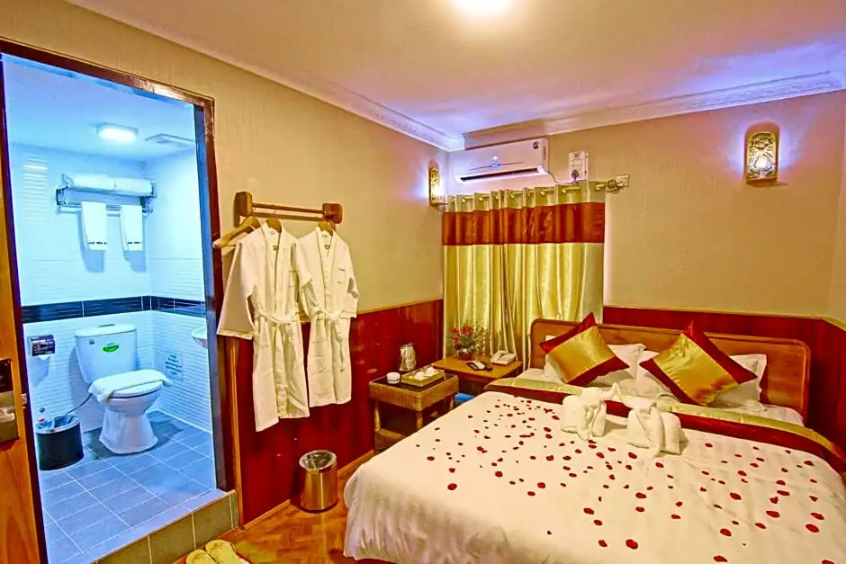 Standard Double room (full double bed)