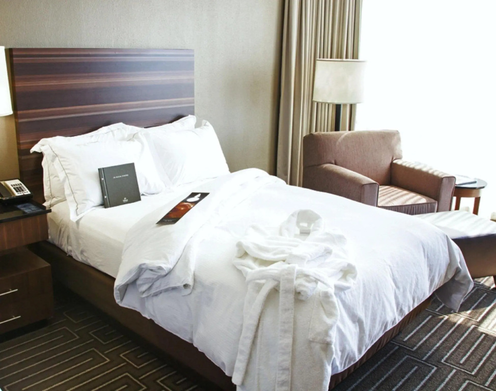 Hilton Charlotte University Place — фото 6