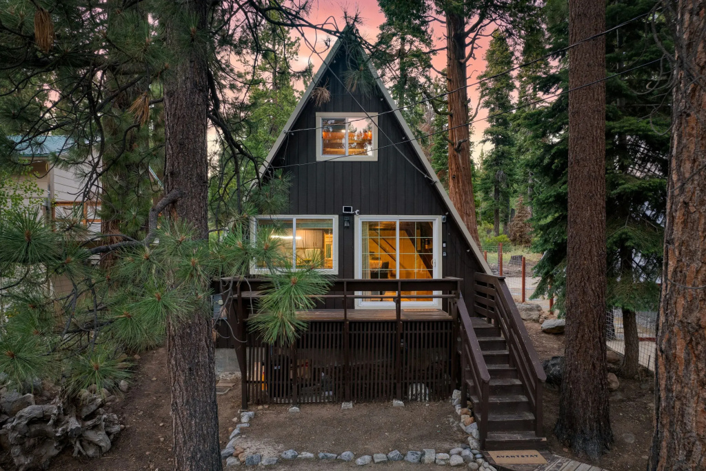 Speckled by Avantstay Modern Interior, 0.5mi to Lake!