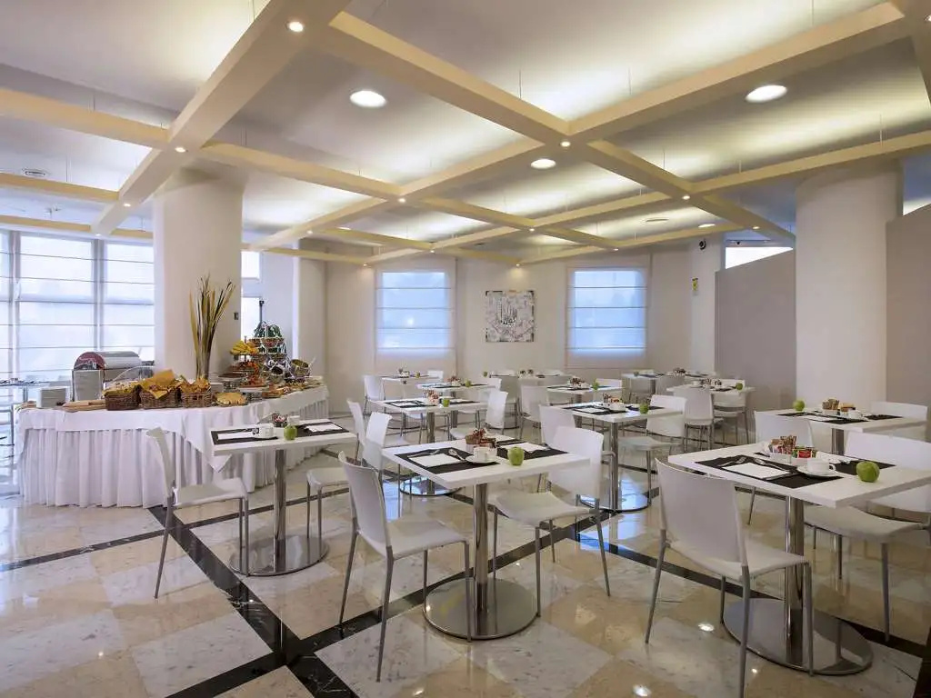 Four Points Flex by Sheraton Bologna Airport - Général