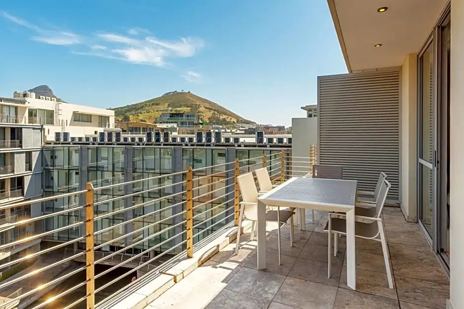 V&A Waterfront Luxury Residences I WHosting