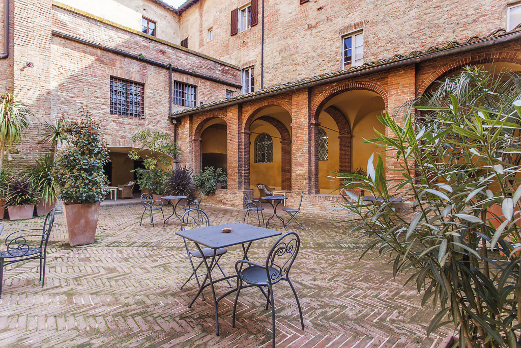 Il Chiostro del Carmine - 3