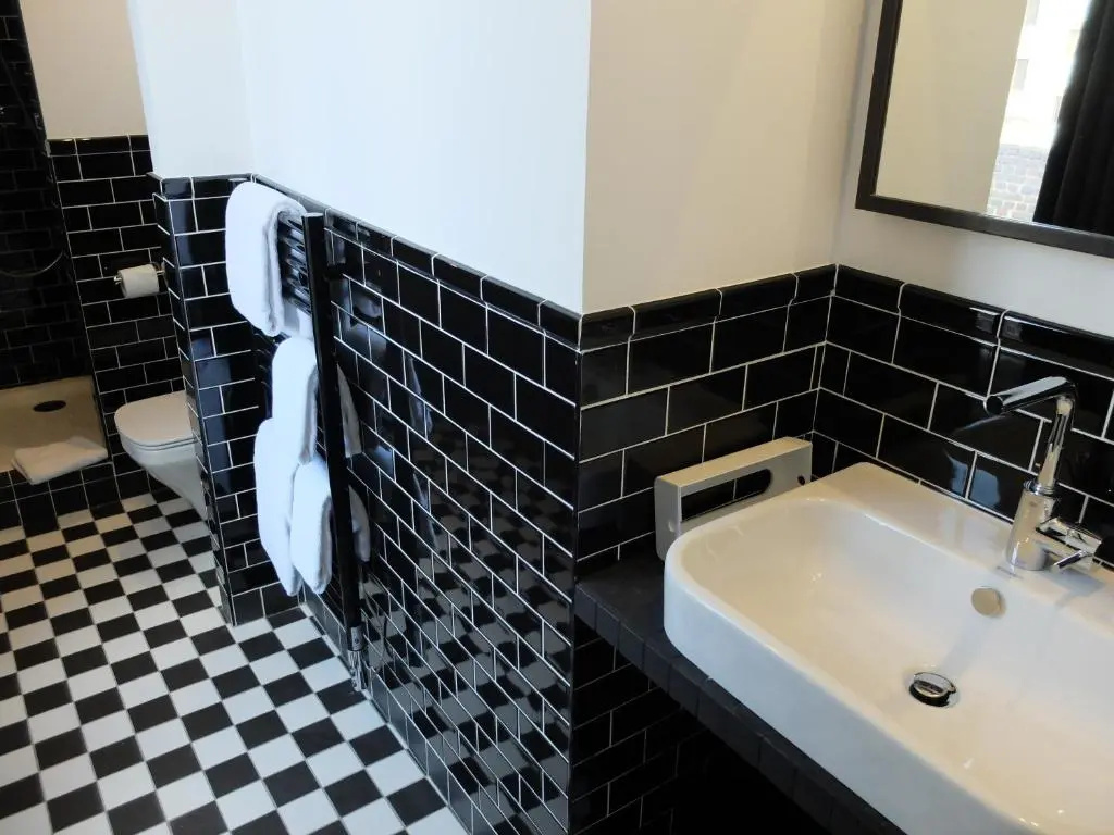 Superior Double room (full double bed)
