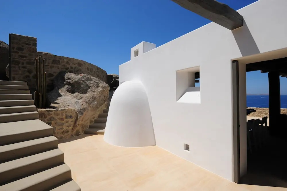 Etoile in Tourlos With 7 Bedrooms and 9 Bathrooms