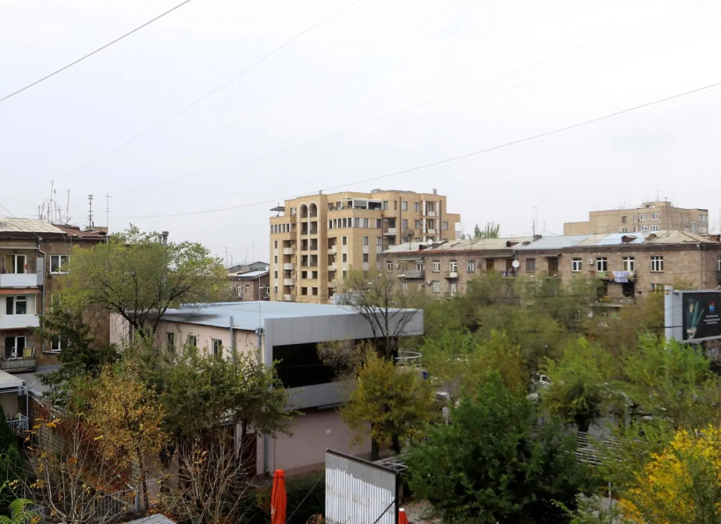 Apartaments on Komitas 20
