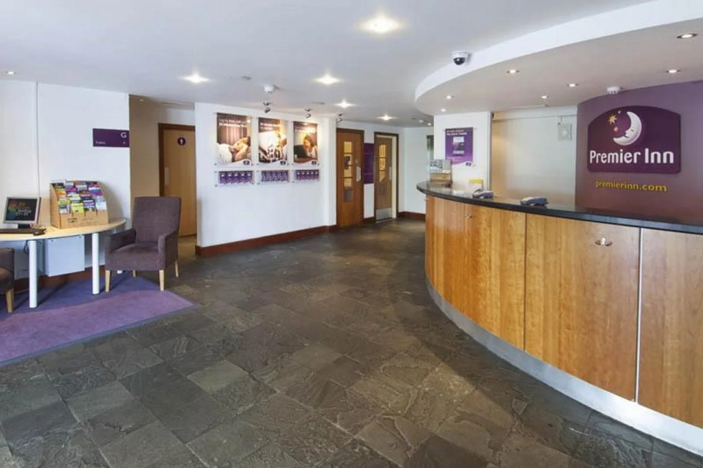 Lobby & Reception