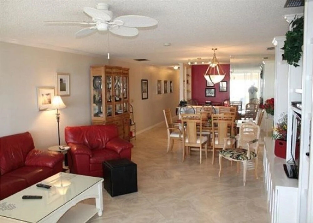 Hibiscus B302 3 Bedroom Condo