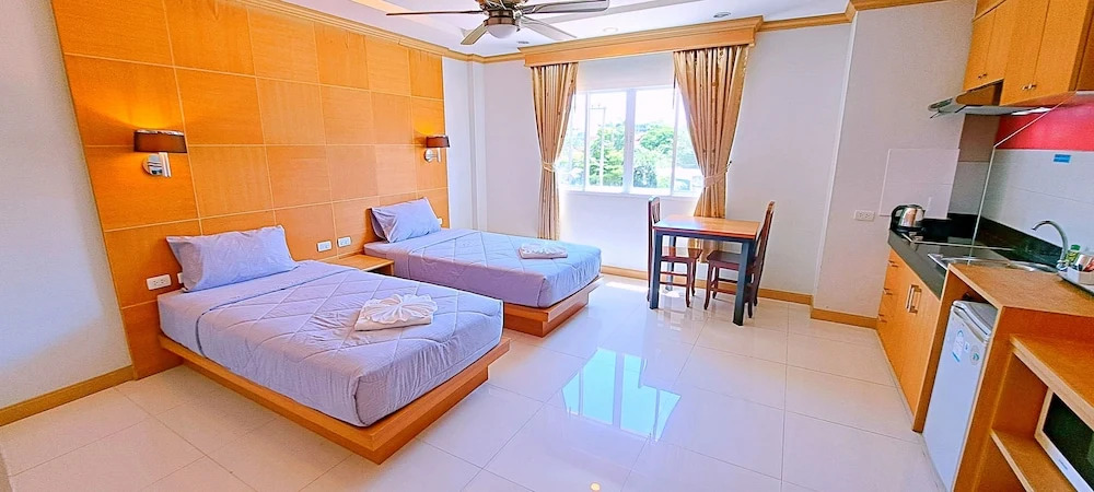 Двухместный номер Standard 2 отдельные кровати в Green Harbor Hotel & Service Apartment