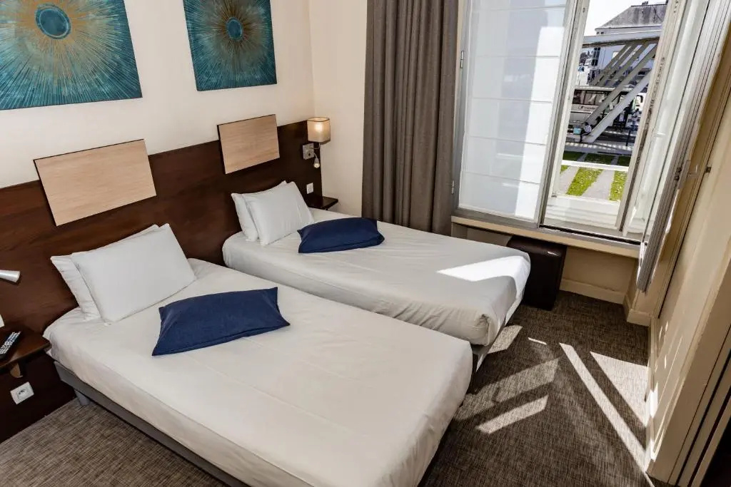 Superior Double room (twin beds)