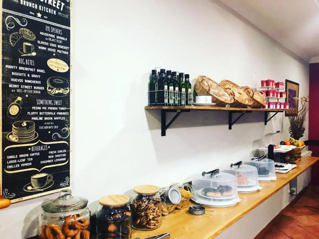 Food & Beverage