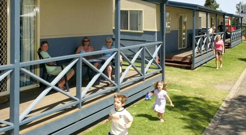Waters Edge Holiday Park - фото 15