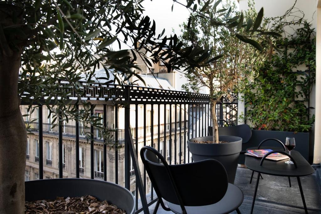Hotel R de Paris 17