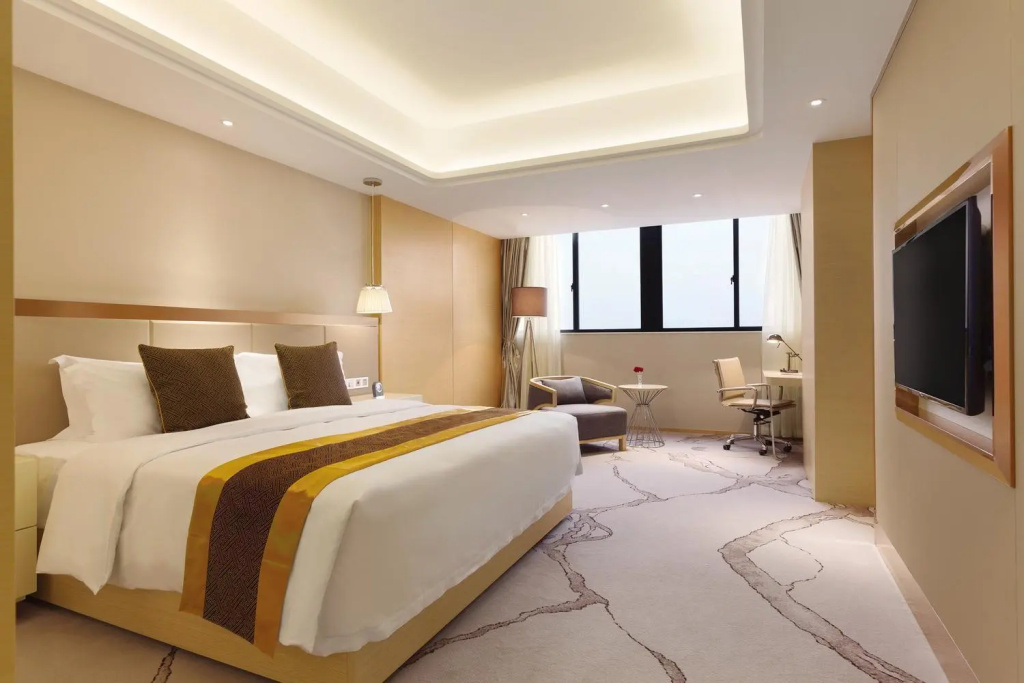 Ramada Enping — 3